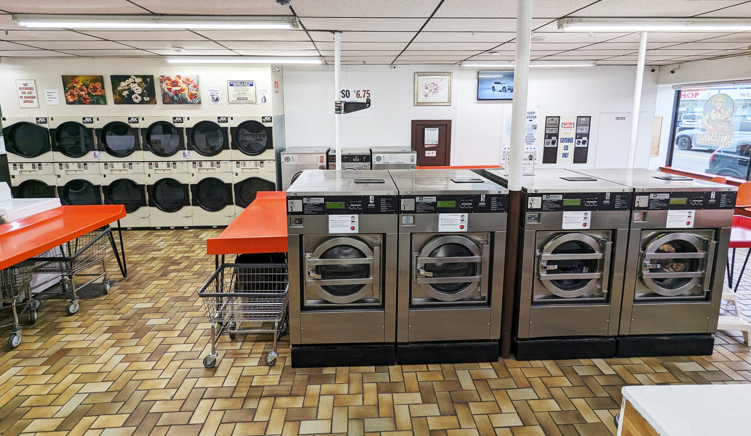 fulllaundromat2